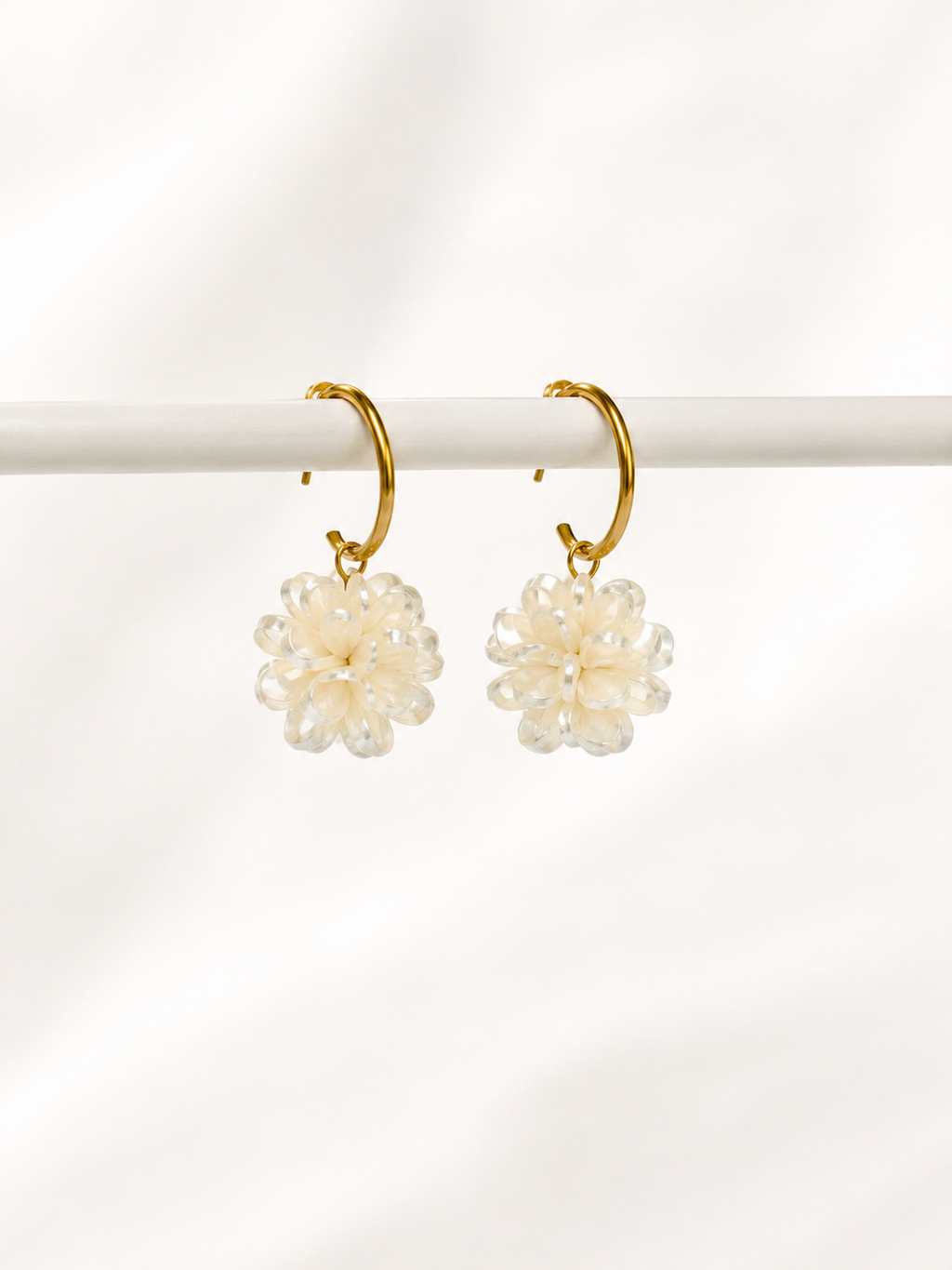 Flower Pearl Hoops