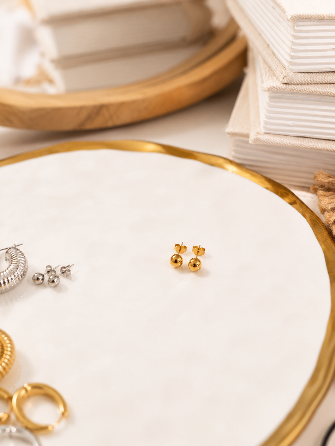 Atenea Studs