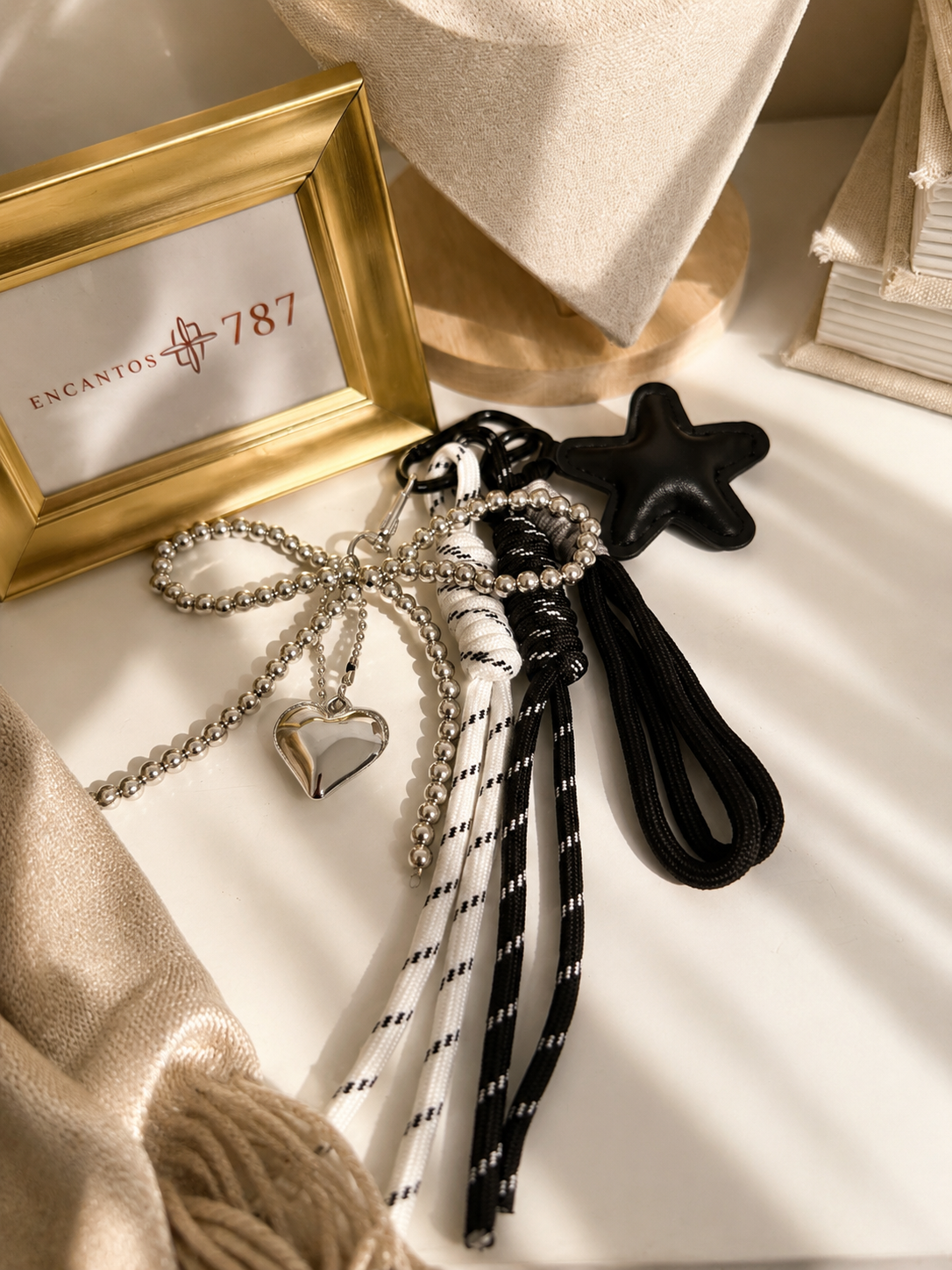 Nova Bag Charm